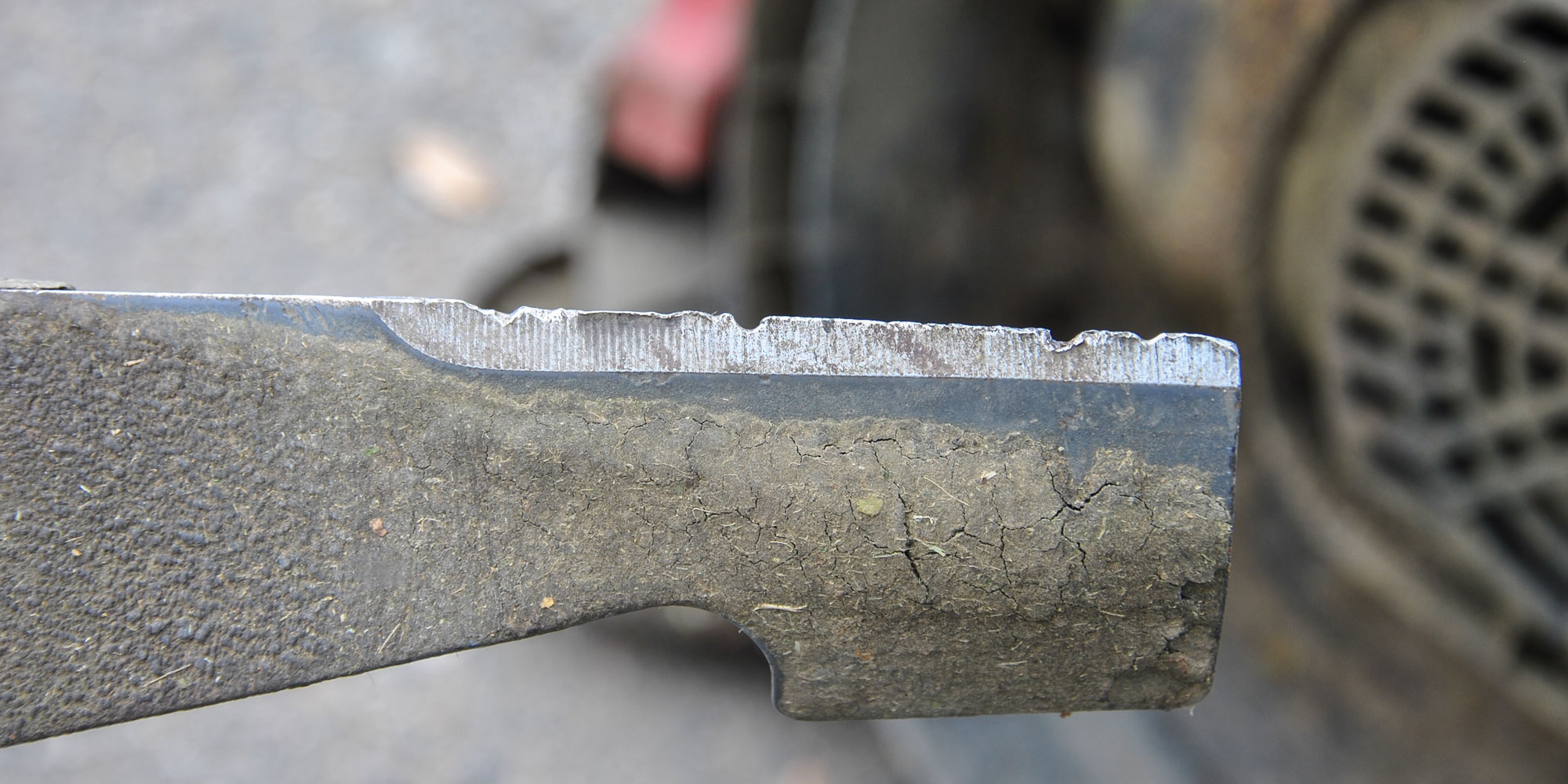 Mower blade